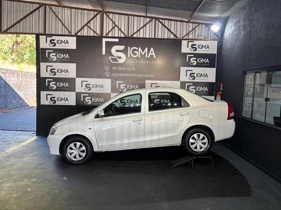 TOYOTA ETIOS 1.5 X SEDAN 16V FLEX 4P MANUAL TOYOTA ETIOS 1.5 X SEDAN 16V FLEX 4P MANUAL